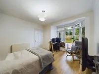 Недвижимость Coles Green Road: 32