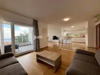 Недвижимость Трехкомнатная квартира Ичичи: 1