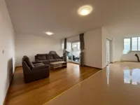 Недвижимость Трехкомнатная квартира Ичичи: 13