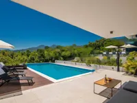 Недвижимость Семейный дом 262 м², Опатия: 18