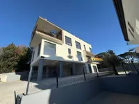 Недвижимость Четырехкомнатная квартира в Центре: 2