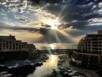 Недвижимость Portomaso Seaside Retreat: 19