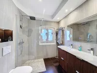 Недвижимость Villa Petit Juas: 10