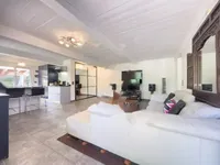 Недвижимость Maison Petit Juas: 2