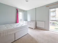 Недвижимость Shearwater Drive, Hendon: 1