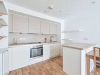 Недвижимость Shearwater Drive, Hendon: 4