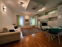 Недвижимость Двухкомнатная квартира, Центр: 4