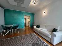 Недвижимость Двухкомнатная квартира, Центр: 8