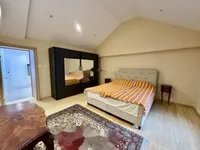 Недвижимость Трёхкомнатная квартира, Центр: 9