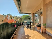 Недвижимость Apartment Carnot Cannes: 2