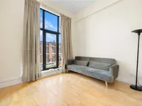 Недвижимость One Prescot Street: 8