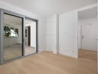 Недвижимость Трехкомнатная квартира в центре: 6