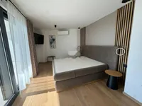 Недвижимость Четырехкомнатная квартира Побрии: 13