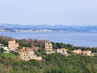 Недвижимость Трёхкомнатная квартира Ика: 6