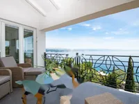 Недвижимость Четырехкомнатная квартира Центр: 3