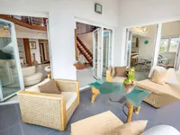 Недвижимость Четырехкомнатная квартира Центр: 4