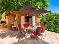 Недвижимость Четырехкомнатная квартира Центр: 8