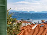 Недвижимость Трехкомнатная квартира в центре: 8