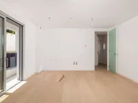 Недвижимость Трёхкомнатная квартира в Центре: 11