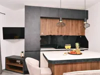 Недвижимость Двухкомнатная квартира в Центре: 4