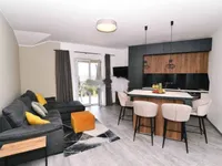 Недвижимость Двухкомнатная квартира в Центре: 7