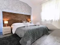 Недвижимость Двухкомнатная квартира в Центре: 9