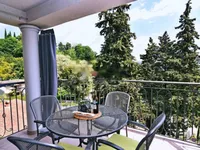 Недвижимость Двухкомнатная квартира в Центре: 10