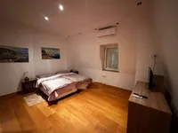 Недвижимость Четырёхкомнатная квартира Центр: 10