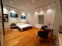 Недвижимость Четырёхкомнатная квартира Центр: 11