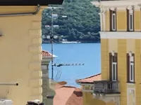 Недвижимость Трехкомнатная квартира в центре: 21