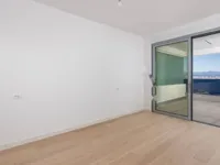 Недвижимость Двухкомнатная квартира, Центр: 7