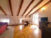 Недвижимость Двухкомнатная квартира в центре Опатии: 10