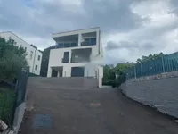 Недвижимость Трехкомнатная квартира Побри: 3