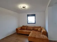 Недвижимость Трёхкомнатная квартира Центр: 5