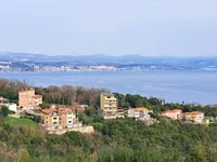 Недвижимость Трёхкомнатная квартира Центр: 10