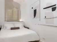 Недвижимость Двухкомнатная квартира в центре: 6