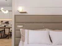 Недвижимость Двухкомнатная квартира в центре: 10