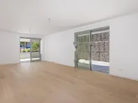 Недвижимость Двухкомнатная квартира в центре: 1