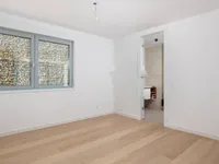 Недвижимость Двухкомнатная квартира в центре: 16