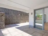 Недвижимость Двухкомнатная квартира в центре: 24