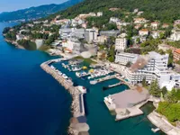 Недвижимость Трёхкомнатная квартира в Опатии: 34