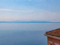 Недвижимость Трёхкомнатная квартира в Опатии: 35