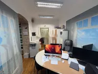 Недвижимость Двухкомнатная квартира в центре: 5