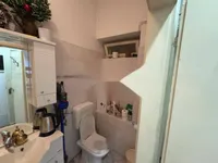 Недвижимость Двухкомнатная квартира в центре: 8