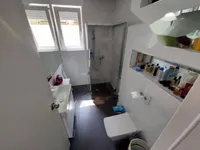 Недвижимость Трехкомнатная квартира в центре: 10