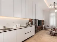 Недвижимость Двухкомнатная квартира в Центре: 2