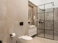 Недвижимость Двухкомнатная квартира в Центре: 6