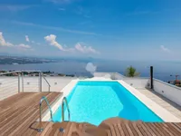 Недвижимость Четырехкомнатная квартира в Опатии: 1