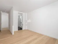 Недвижимость Трехкомнатная квартира Центр: 23