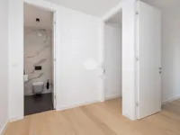 Недвижимость Трехкомнатная квартира Центр: 25